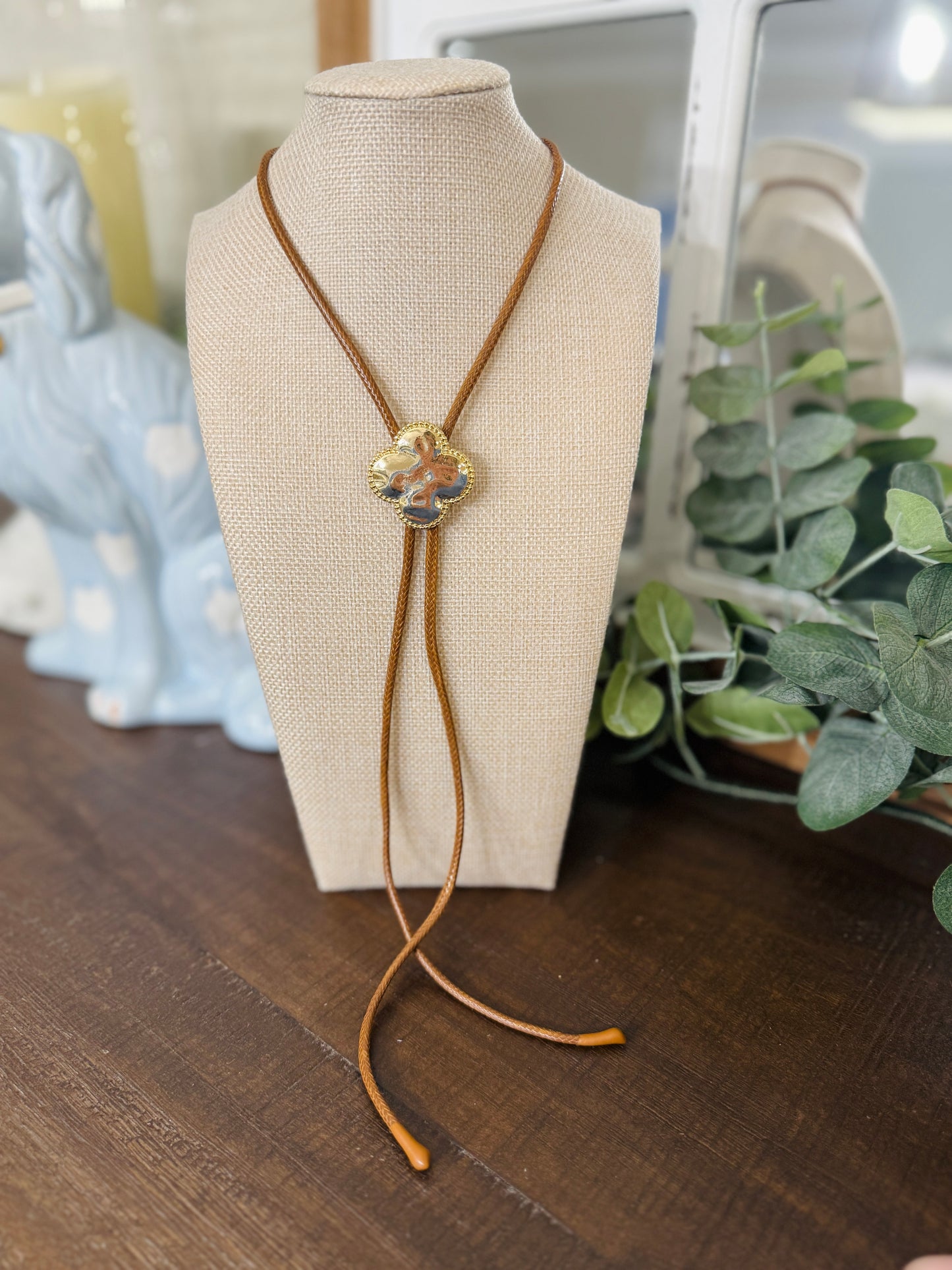 Clover Bow Tie Necklace