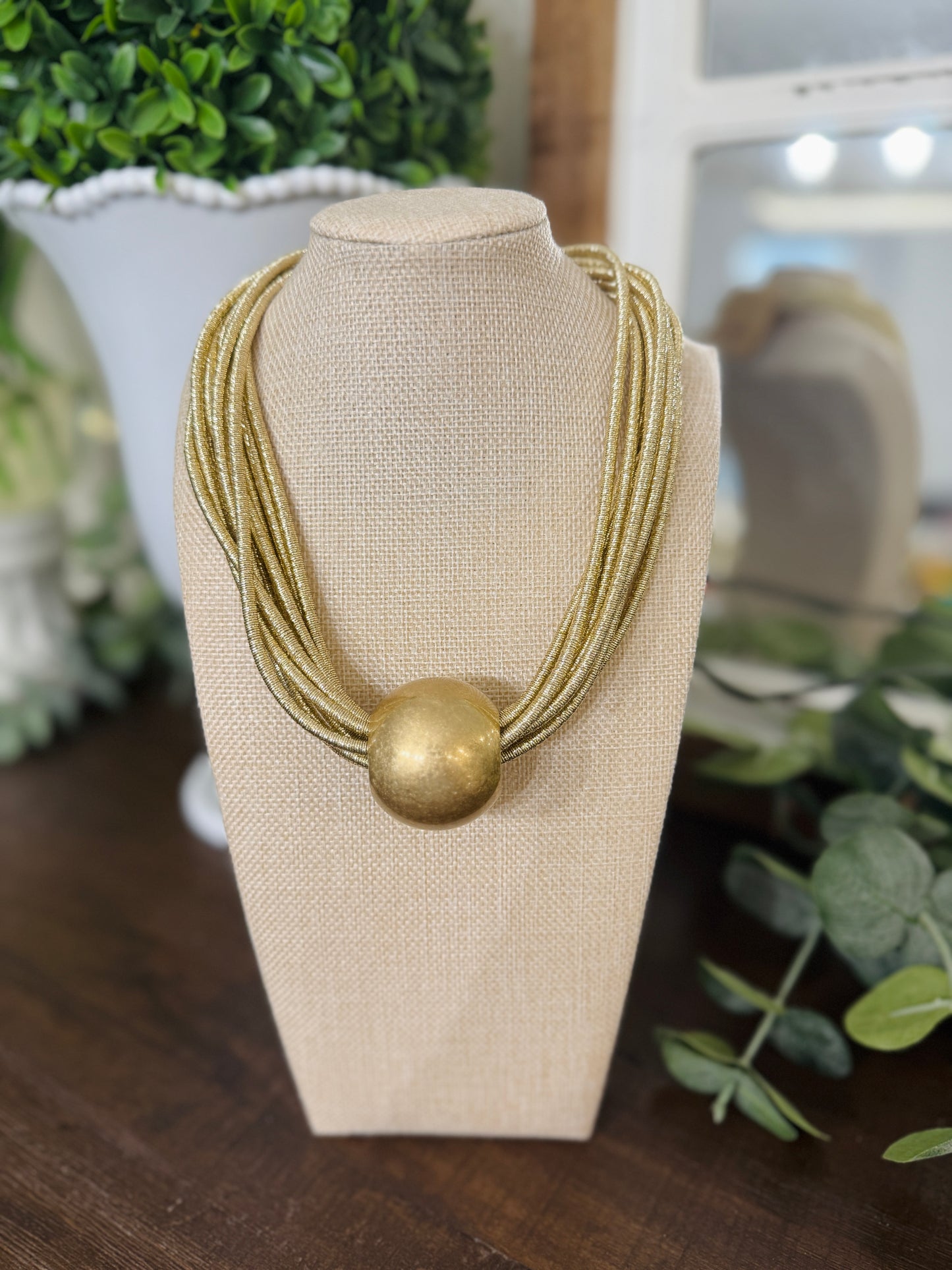 The Ball Necklace