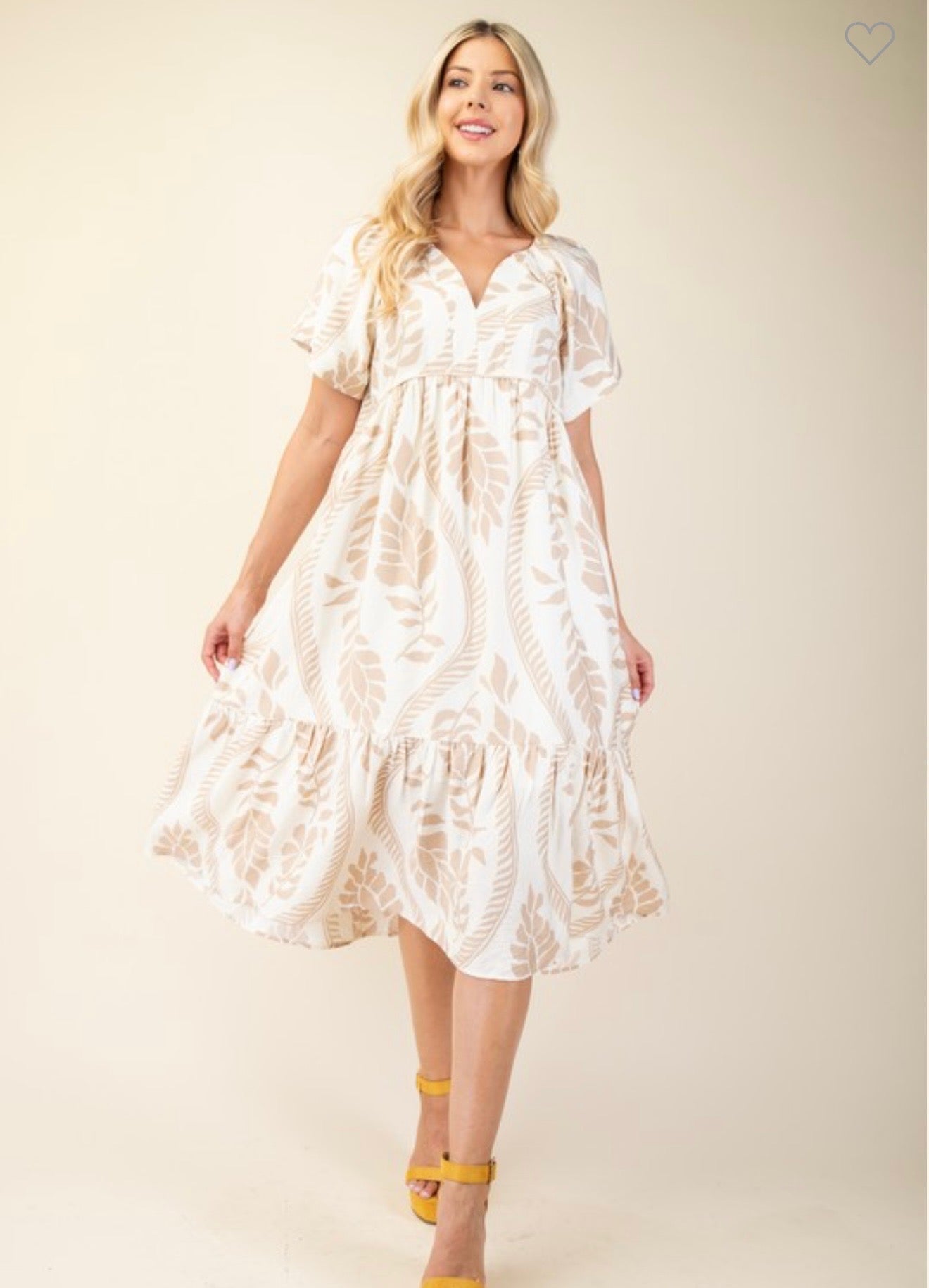 Walks In The Sand Midi