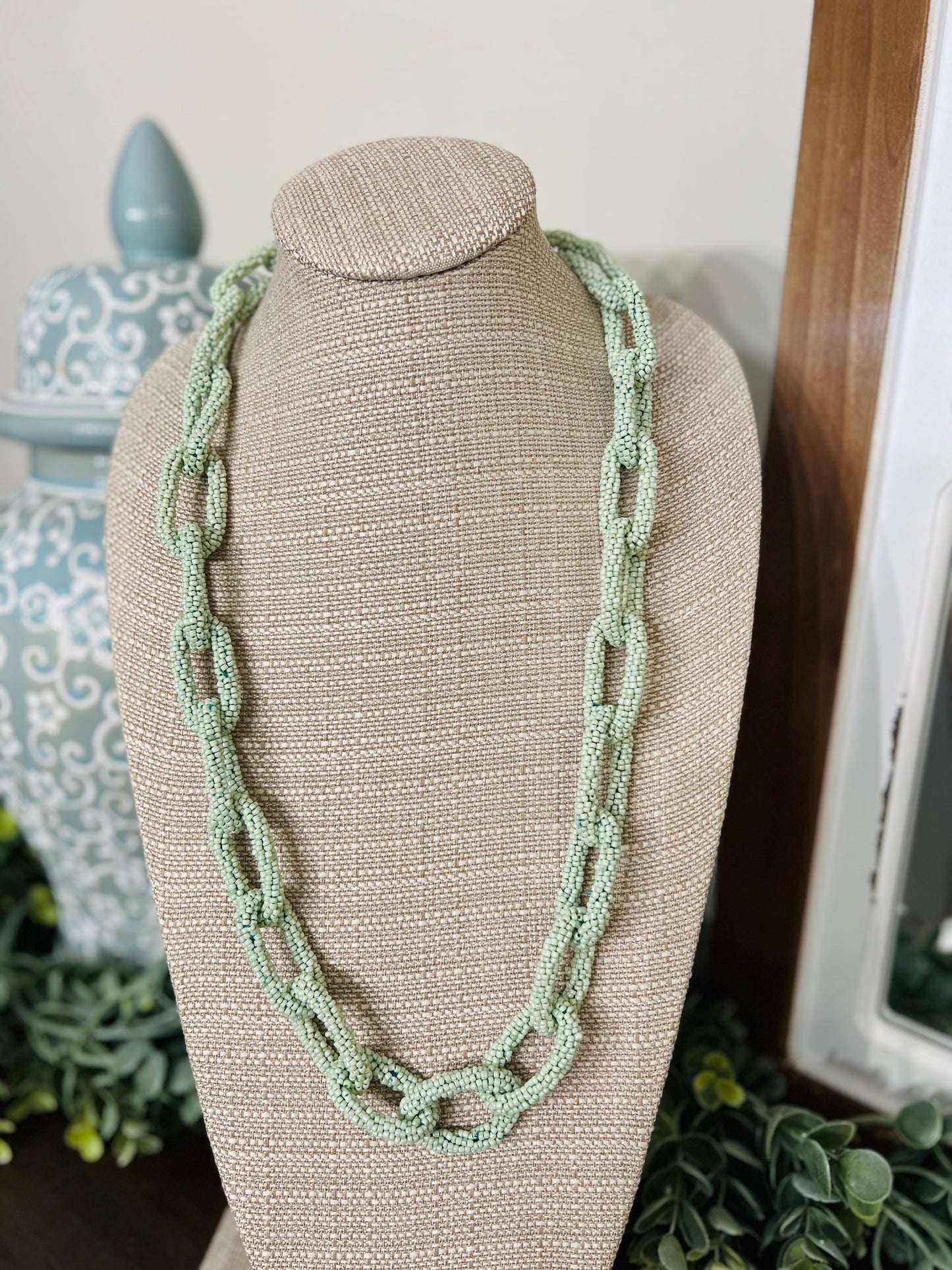 Chasing You Necklace-Mint