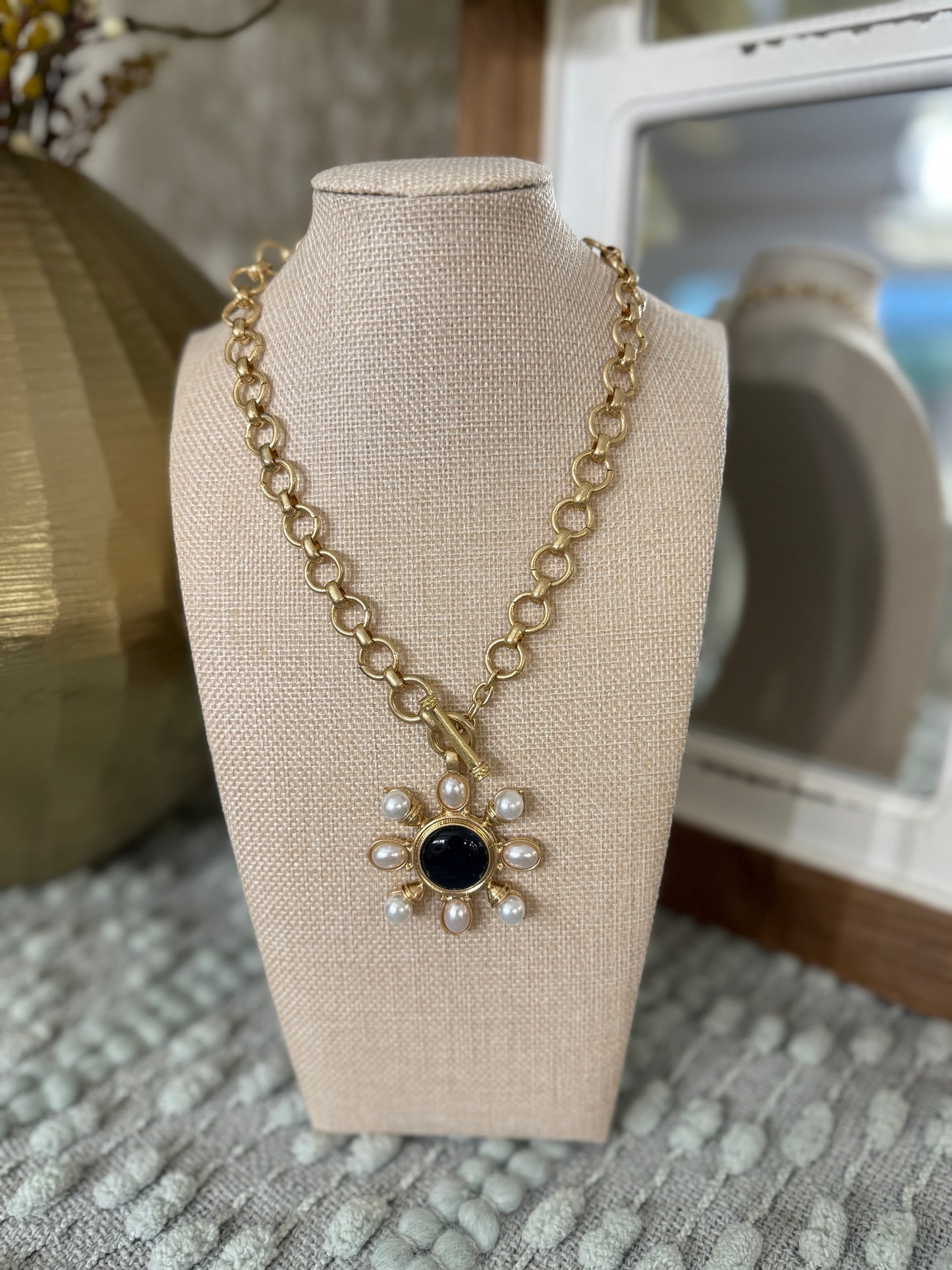 Want That Too Necklace-Black/Pearl