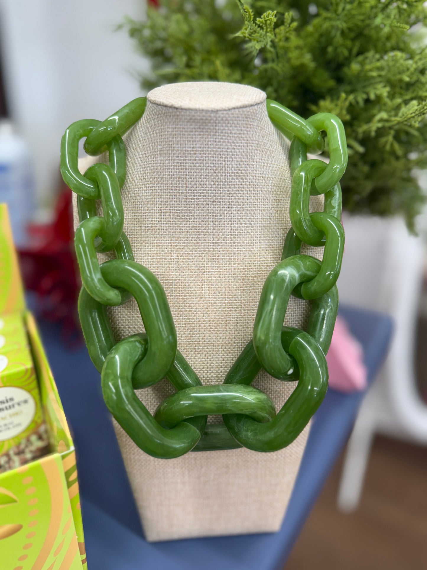Green Chunky Link Necklace