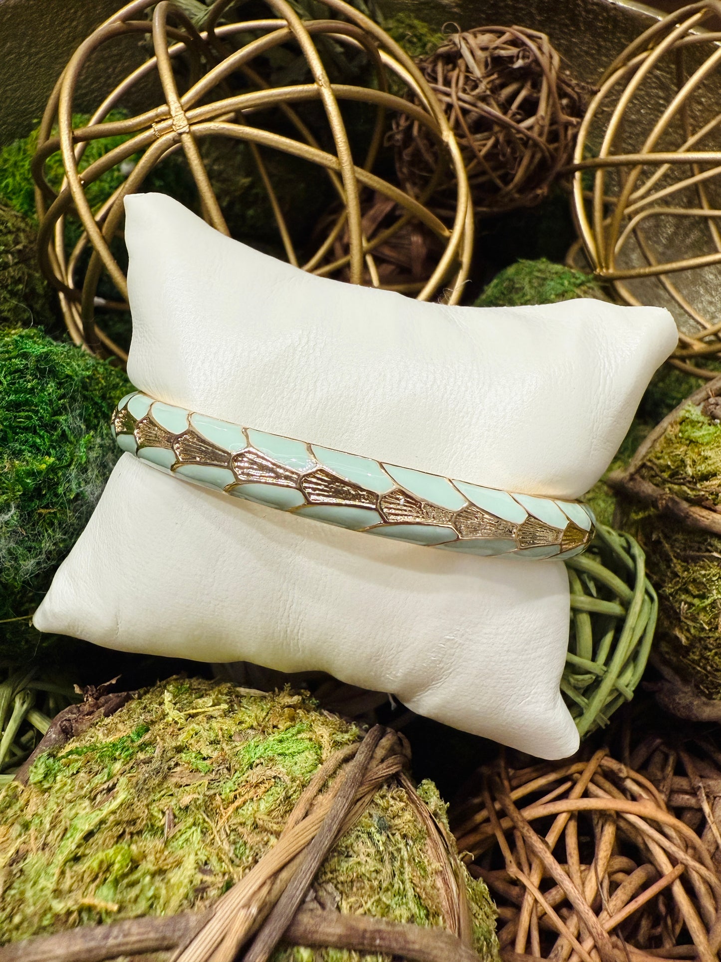 Stunned By You Bangle-Mint