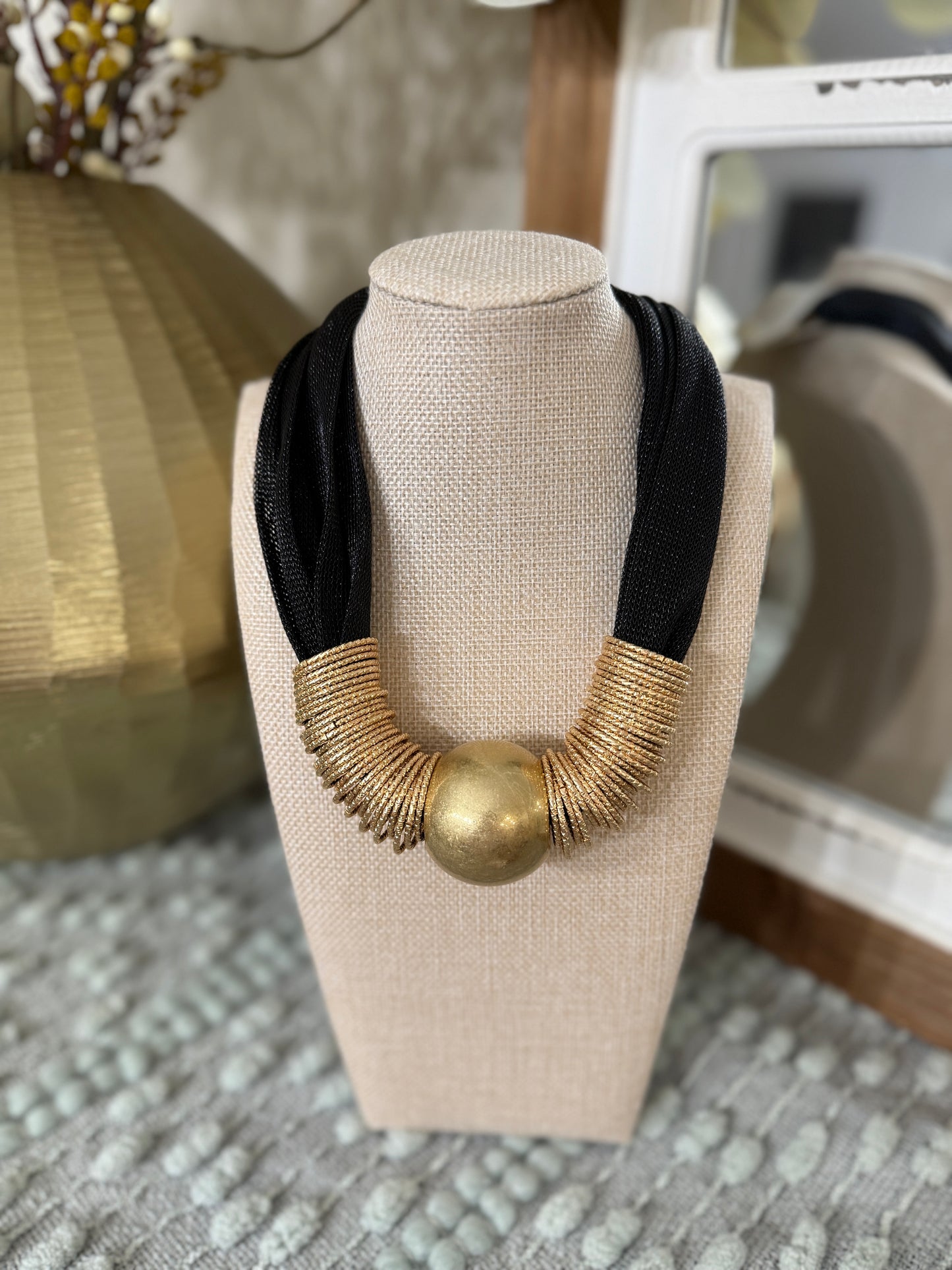 Big Ball Ring Necklace-Black