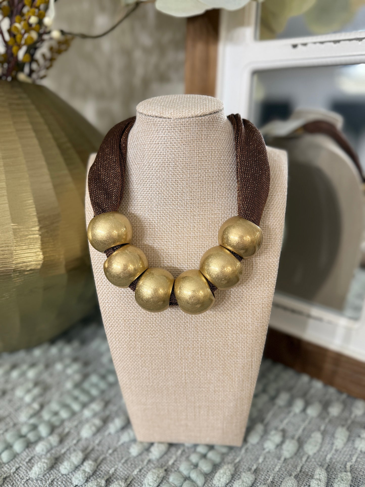 Big Ball Necklace-Brown