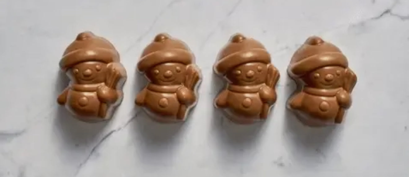 16 Pc Milk Chocolate Caramel Snowmen