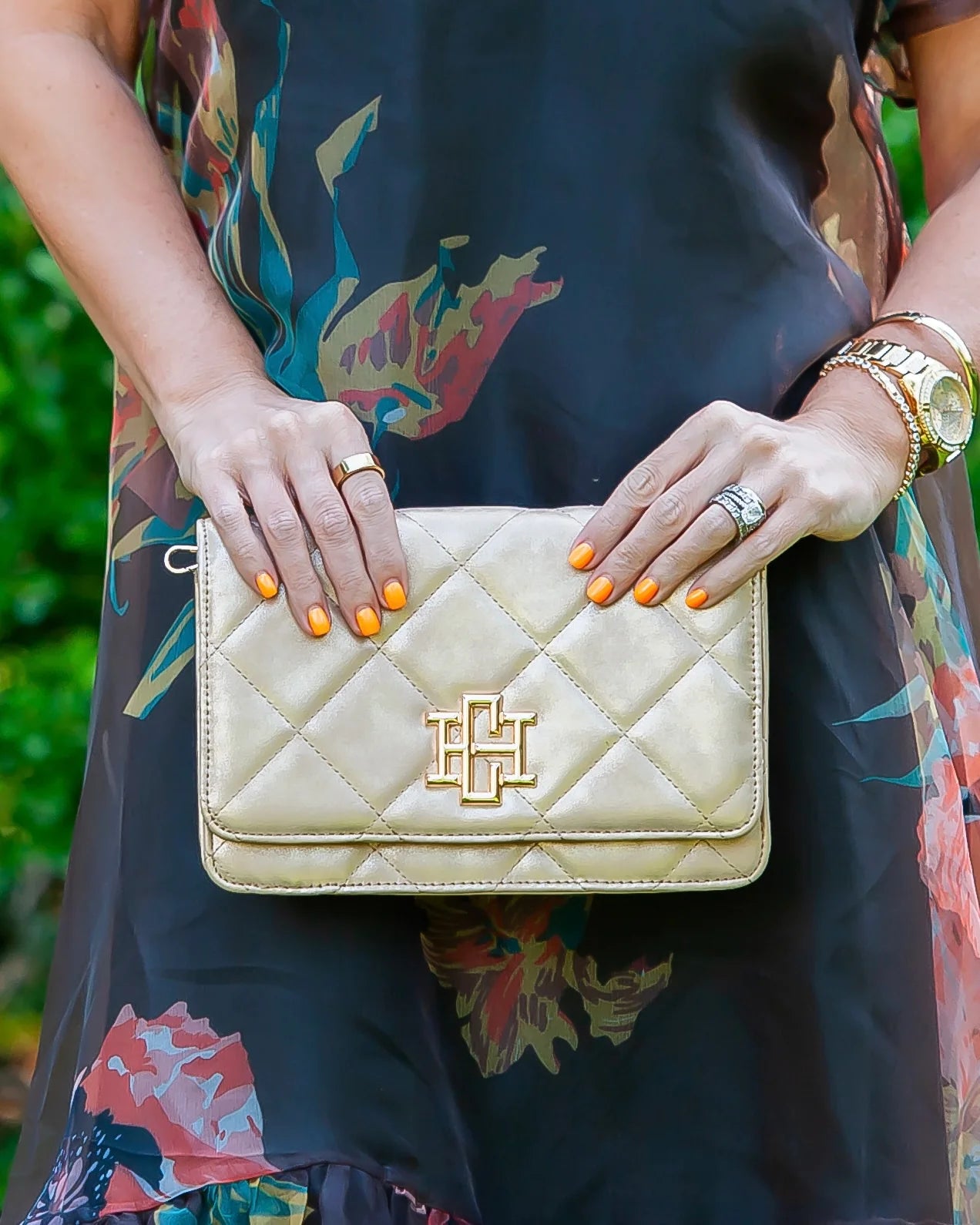 Bryn Clutch/Crossbody-Gold Shimmer