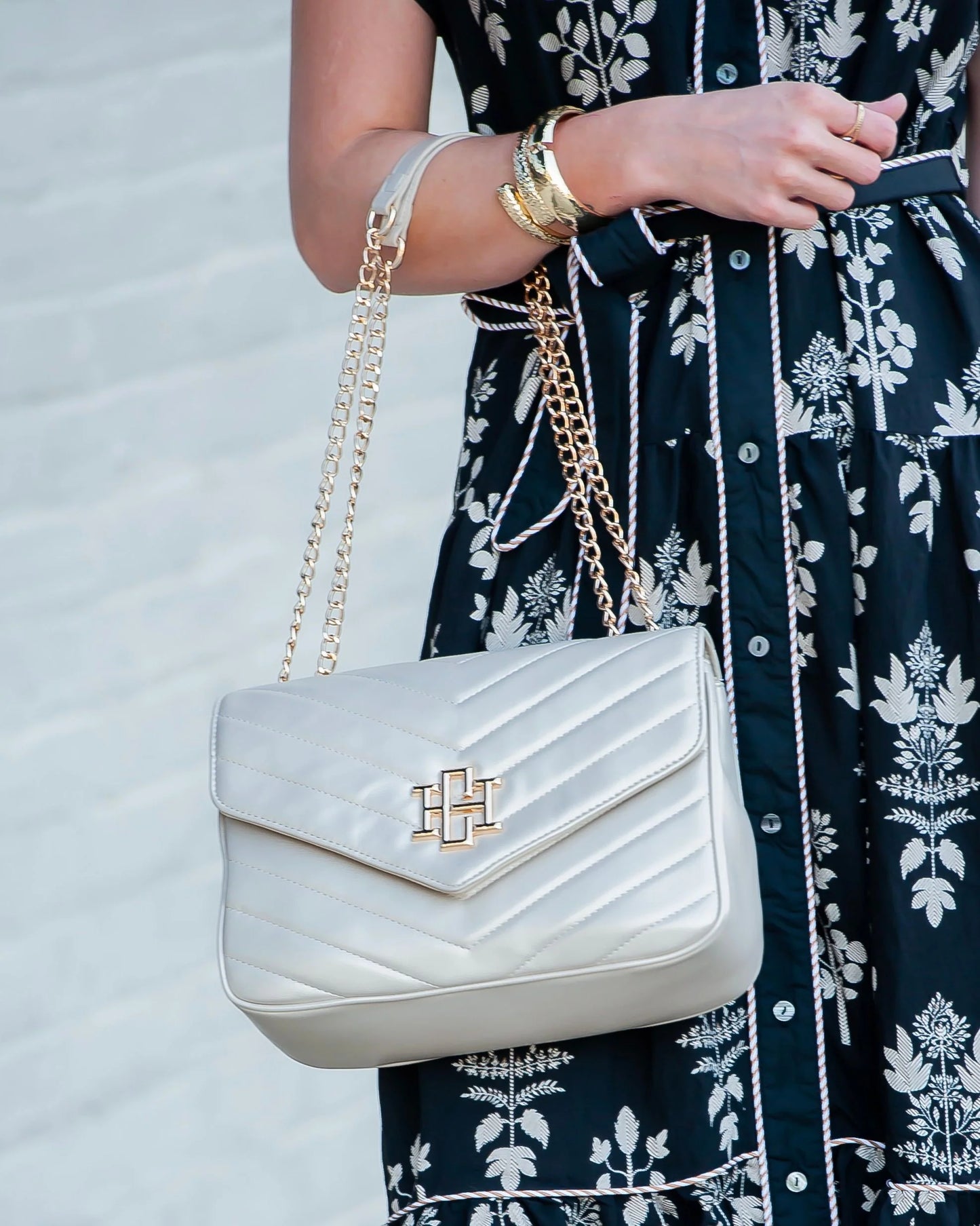 Mia Crossbody Bag-Pearl VQ