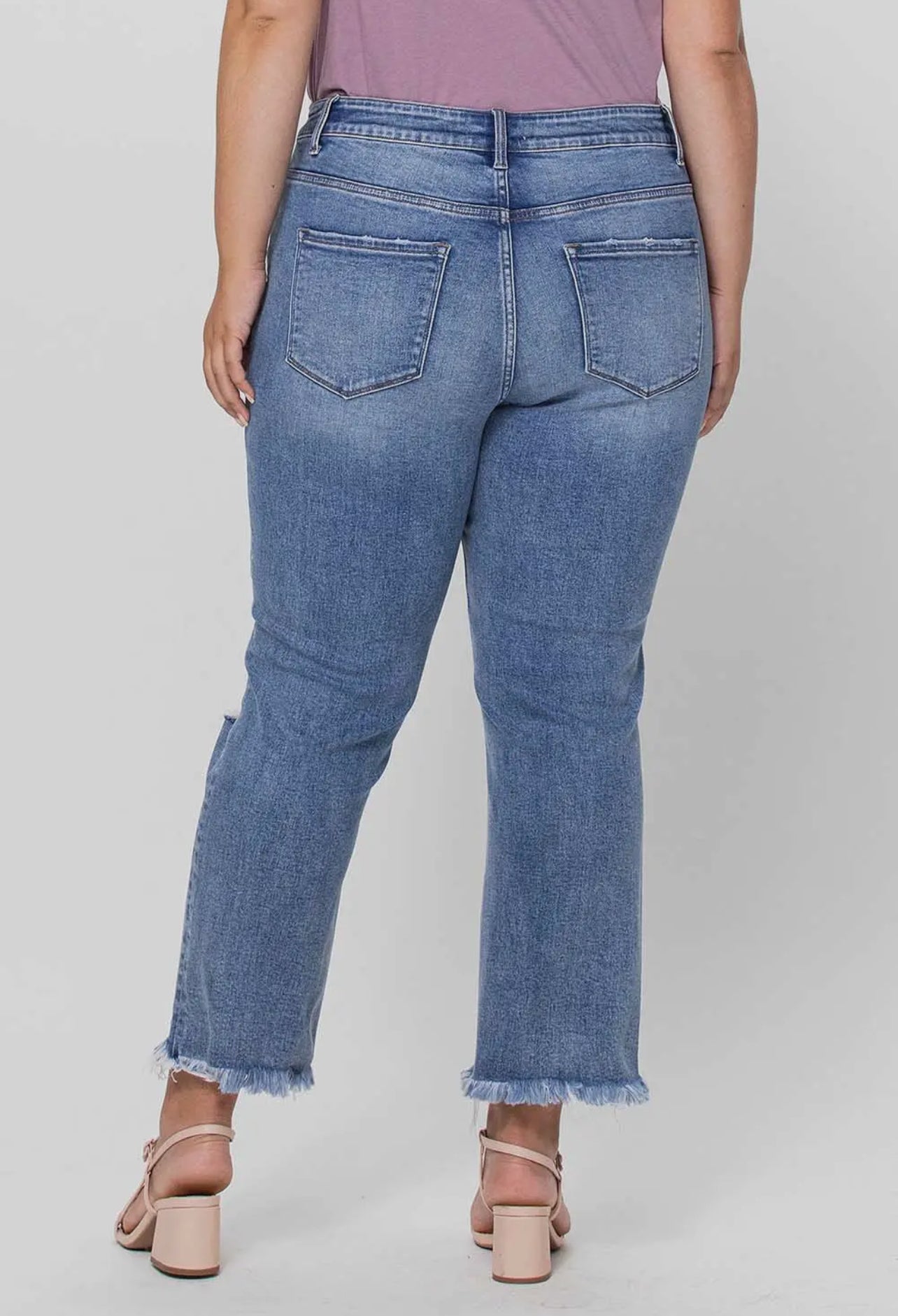 Curvy High Rise Crop Slim Straight Jean