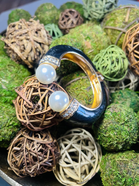 Black Pearl Bangle