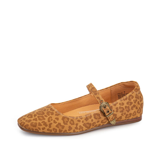 Collin Mary Jane Flats in Leopard