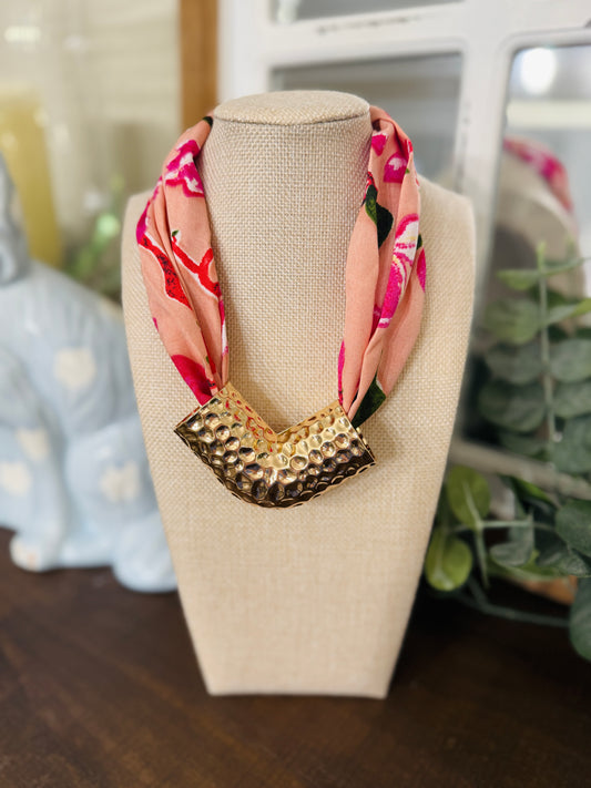 Make Ways Necklace