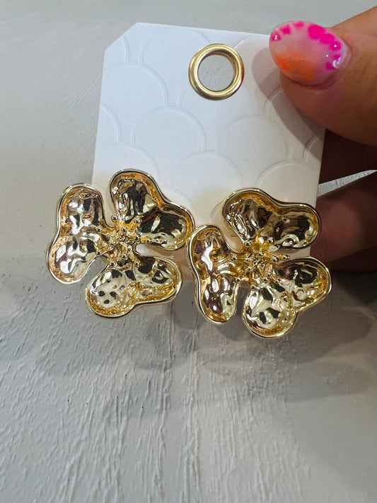 Chunky Gold Flower Stud