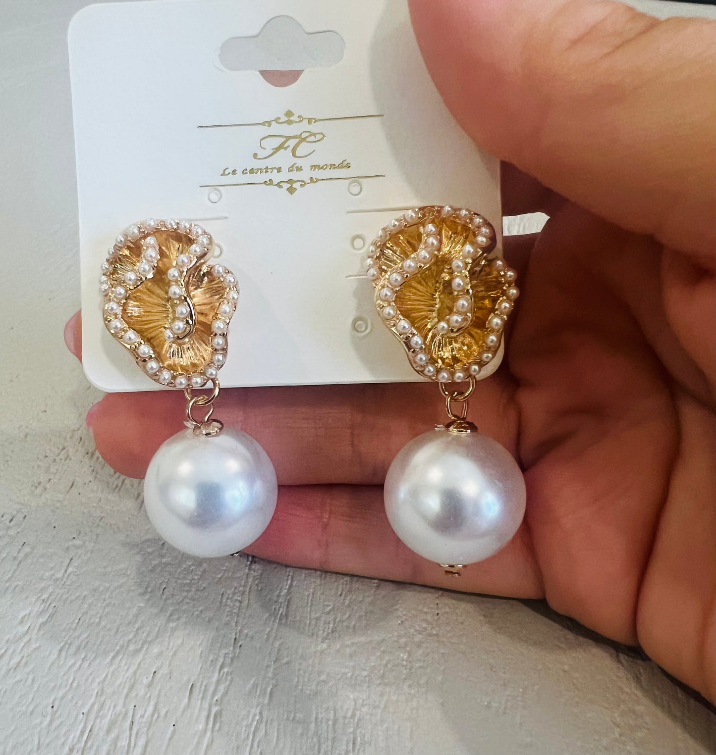 Beach Pearl Earring