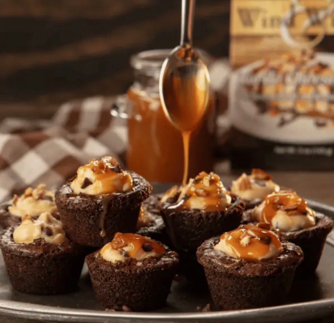 Turtle Cheesecake Cheeseball & Dessert Mix