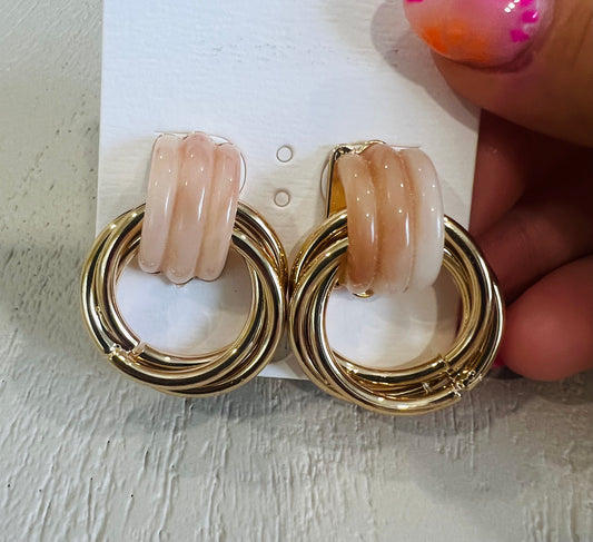 Neutral Gold Earring