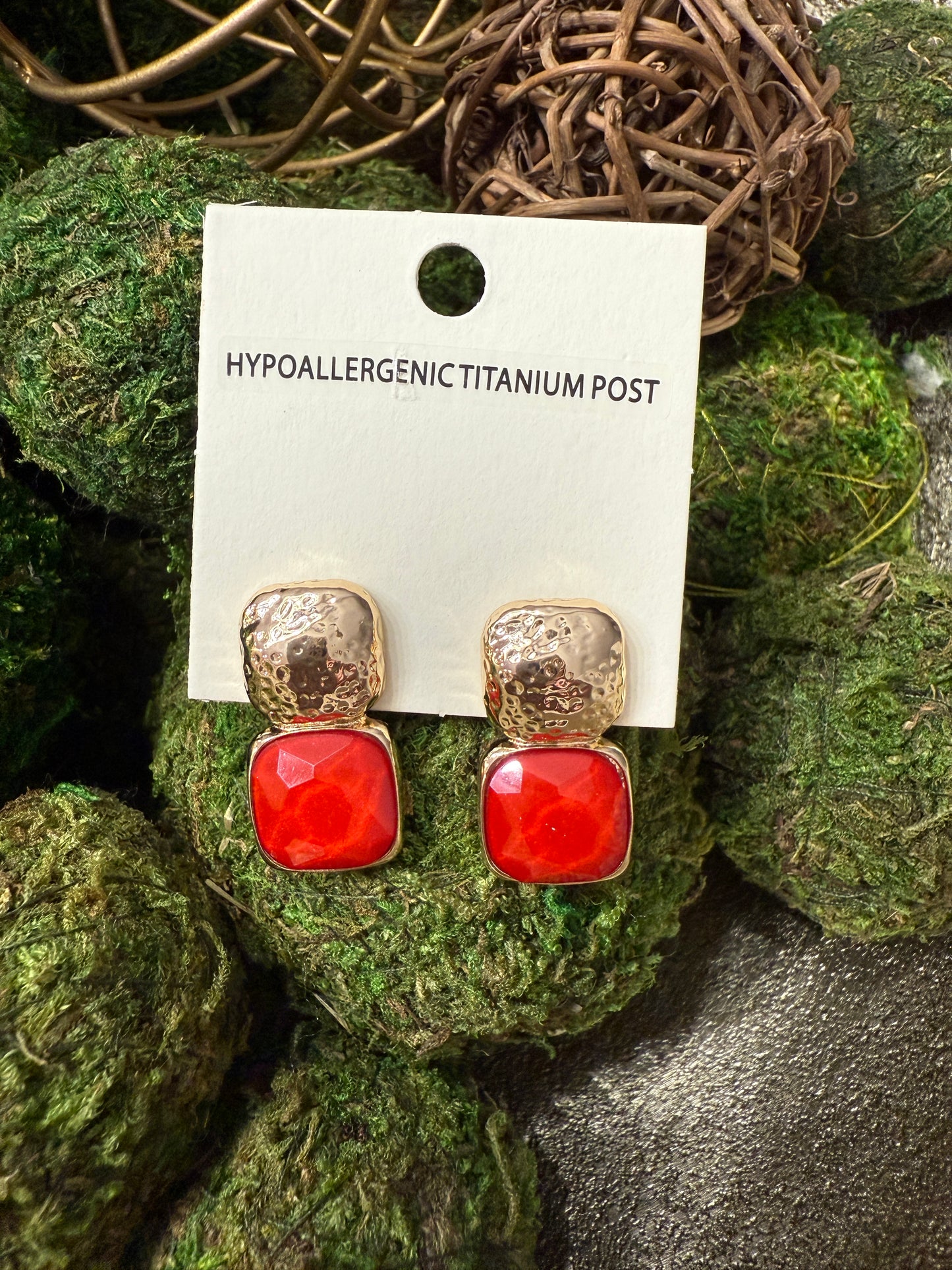 Medium Beth Earrings-Red