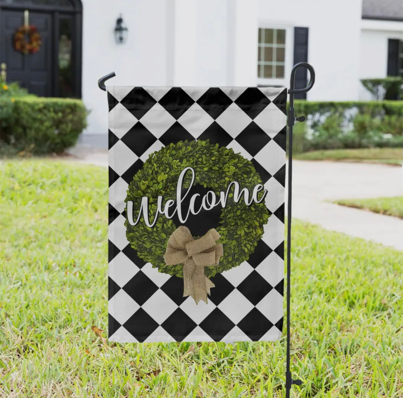 Diamond Pattern Welcome Boxwood Wreath Garden Flag