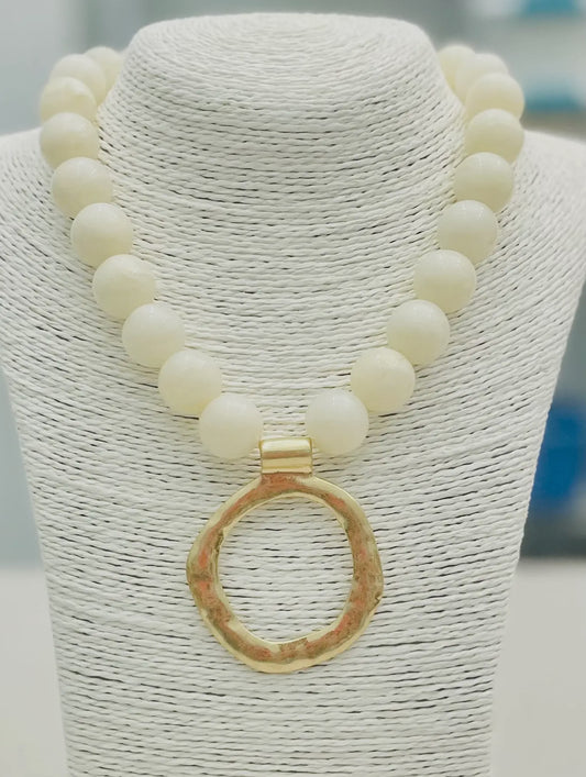 The Abby Necklace in Ivory