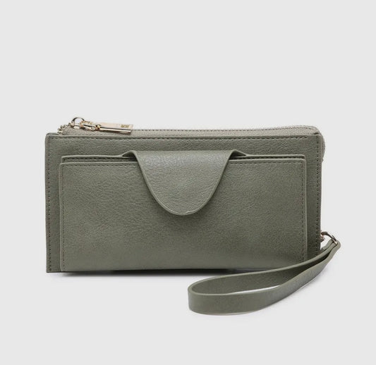 Wallet in Olive