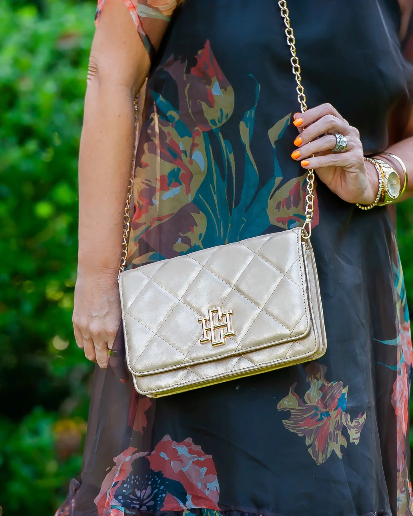 Bryn Clutch/Crossbody-Gold Shimmer