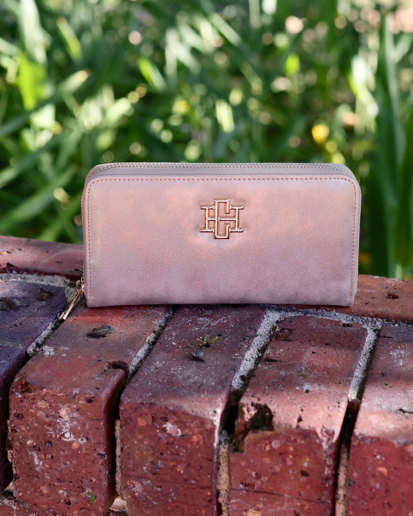 Penelope Wallet-Gold Shimmer