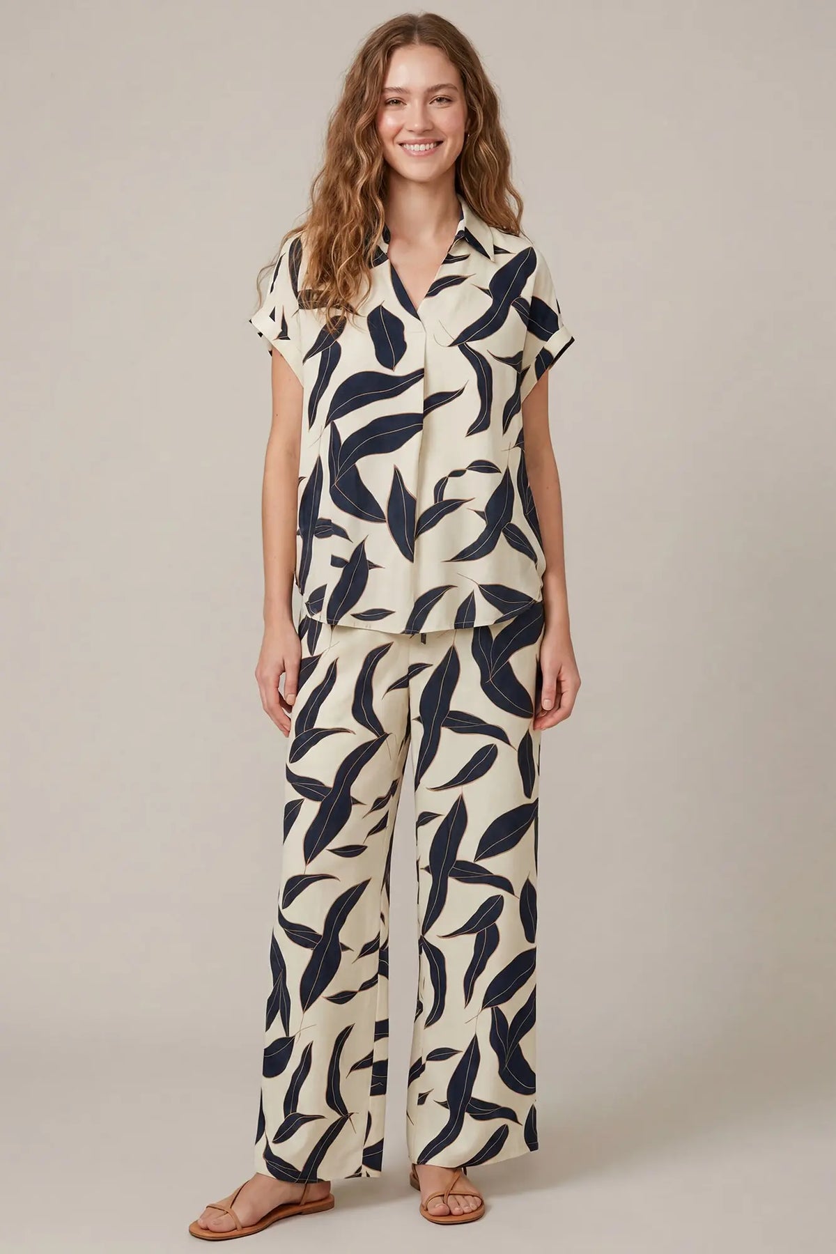 Navy Leaf Printed Set