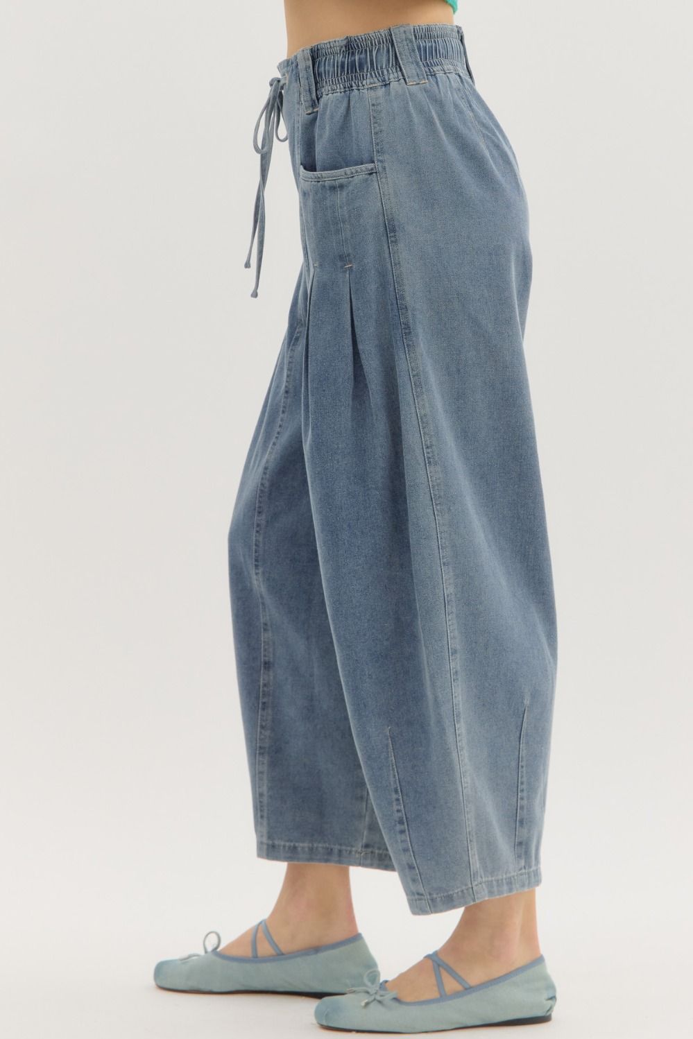 The Tara Barrel Jeans